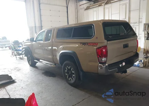 2016 Toyota Tacoma Trd Off Road z USA, uszkodzony, nr VIN 5TFSZ5AN4GX045479